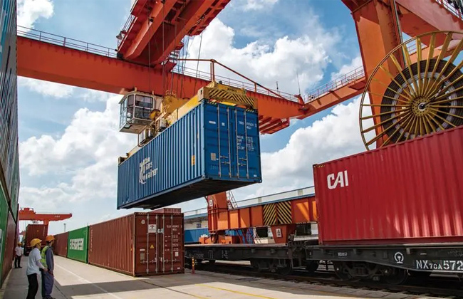 When performing land transportation, the company uses direct agreements with the administrations of the Chinese and Russian railways on organization of rail transportation in all types of traffic,domestic and international.
