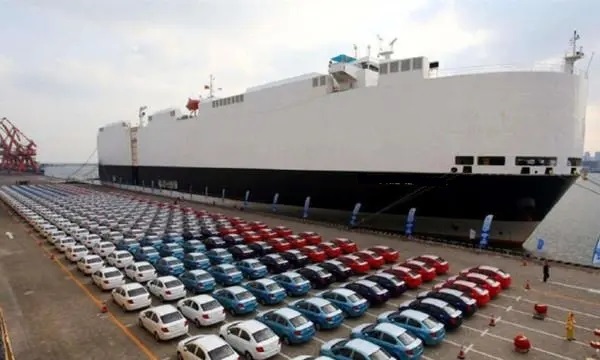 汽车.webp.jpg